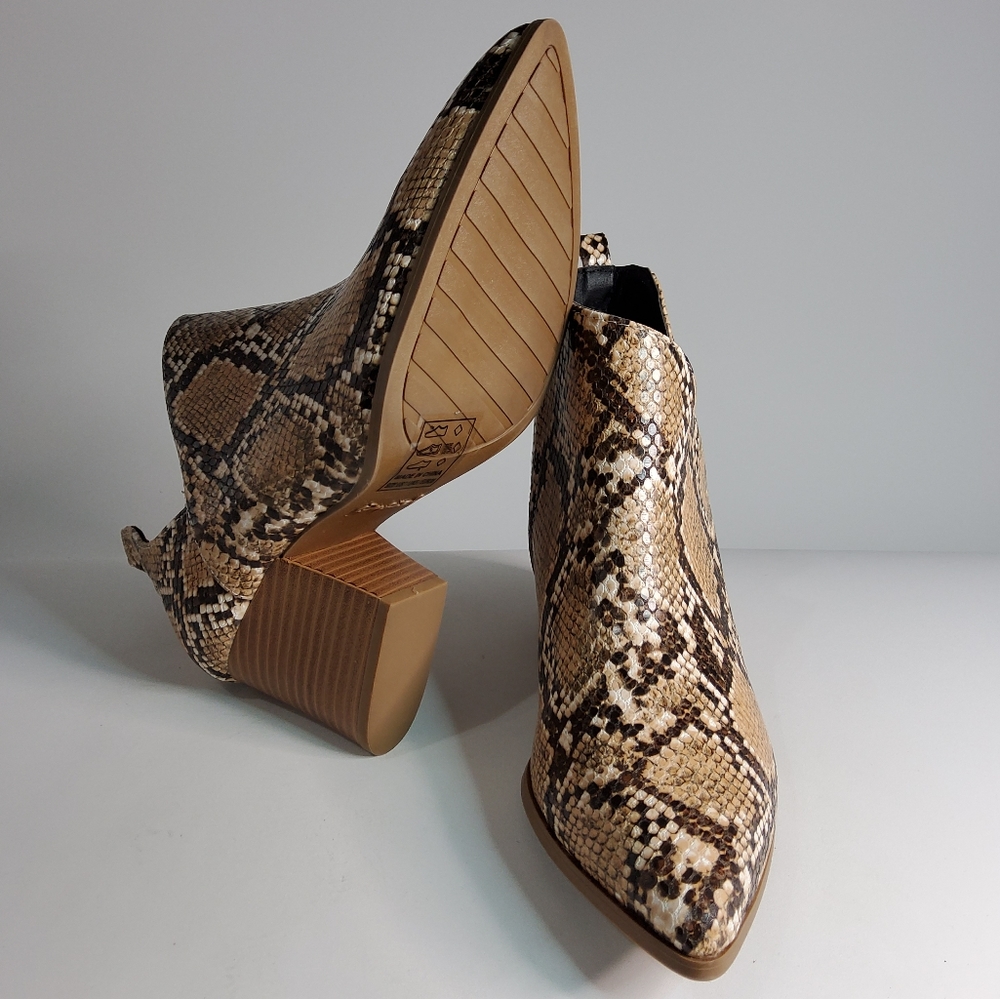 ✏️Snake Skin Booties✏️ - Picture 5 of 7